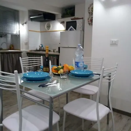 Apartment Casa Vacanze Fabiola *